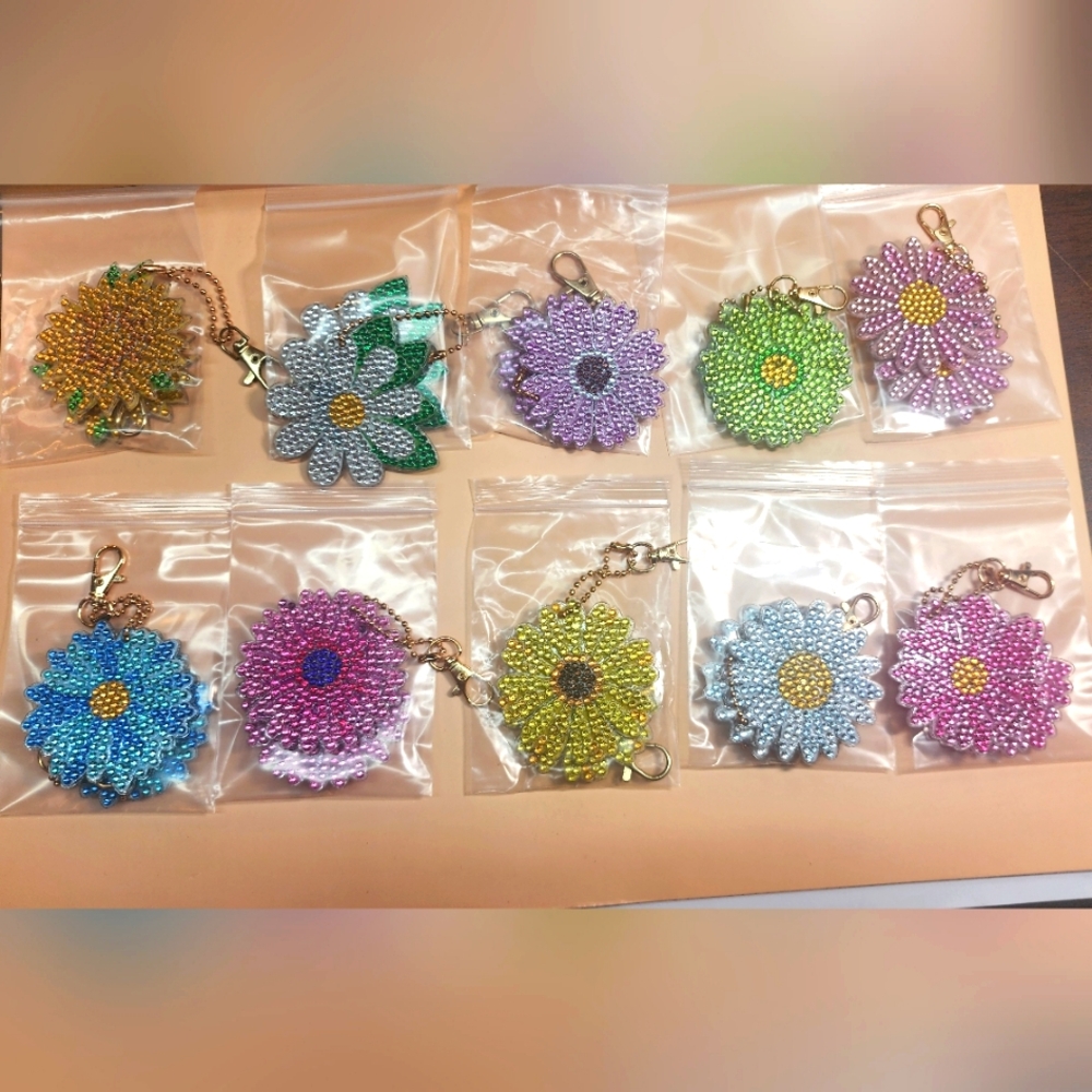 Spring Flower Keychains - Picture 2 of 2